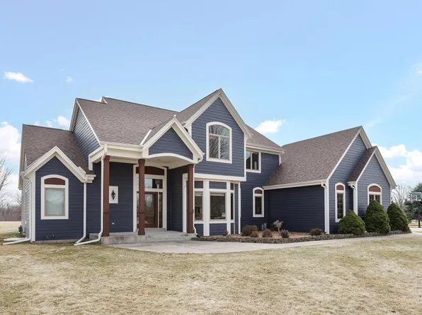 2394 Wildlife COURT, Richfield, WI 53076