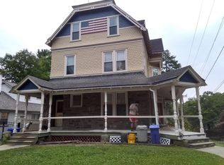 30 Hewett Rd #B, Wyncote, PA 19095