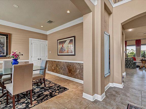 5th image of 7821 Tusman Dr