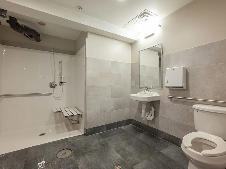 30 Franklin Apartments — Photo 12