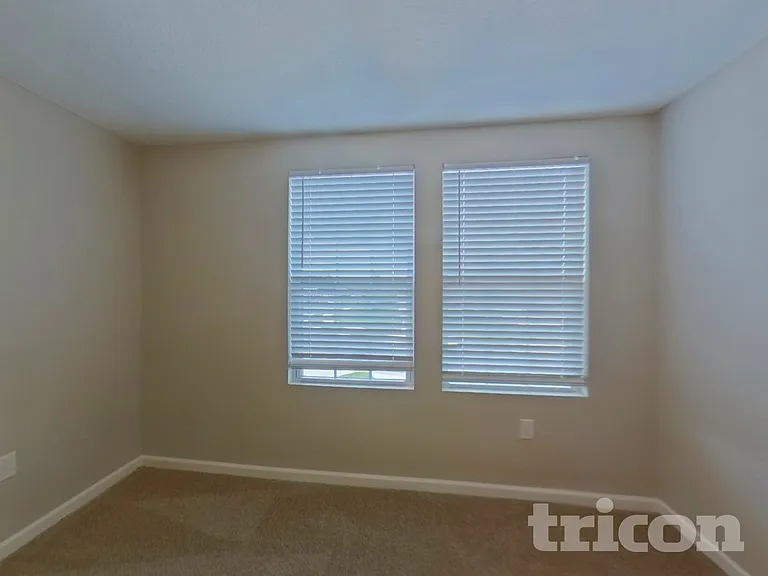 15619 Merlin Ave — Photo 11