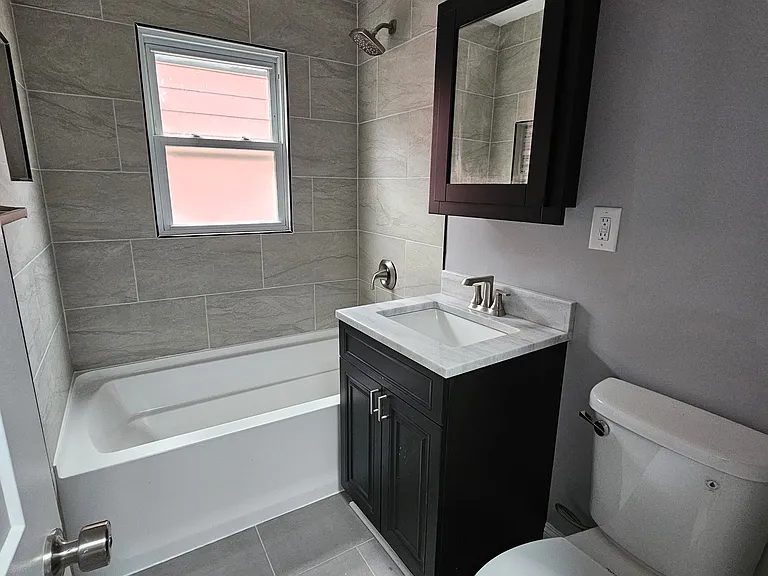 2045 Connecticut St — Photo 7