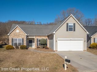 38 Summer Meadow Rd, Arden, NC 28704