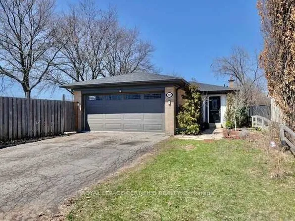 2604 Hornsgate Dr, Mississauga, ON L5K 1P6