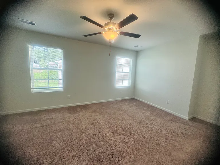 121 Kings Parish Ct — Photo 15