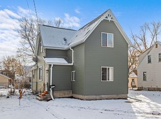 1027 W Packard St, Appleton, WI 54914