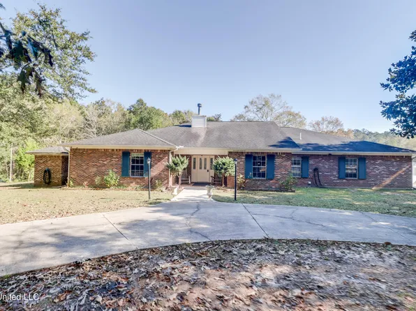 9018 Ferry Point Rd, Ocean Springs, MS 39553