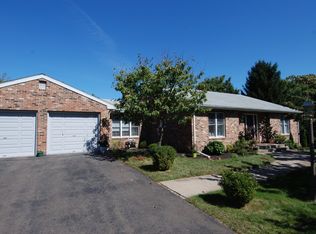 48 Chimney Hill Rd, Wallingford, CT 06492