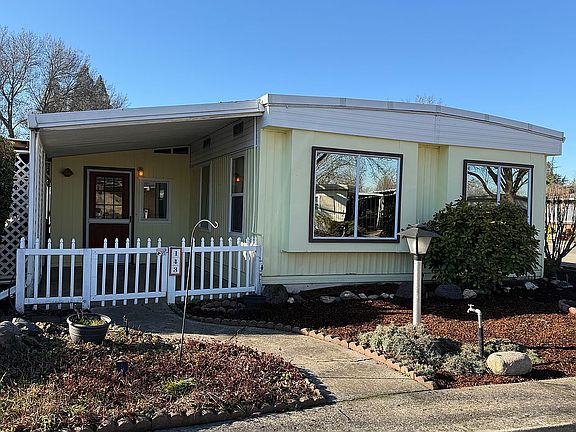 2nd image of 2252 Table Rock Rd Spc 143