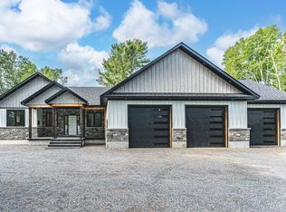 24 B Buck Hill Rd, Hastings Highlands, ON K0L1C0