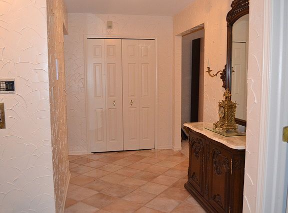 2nd image of 760 Ballantrae Dr