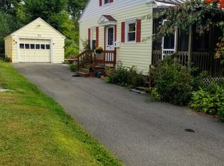 73 Oakland St, Waterville, ME 04901