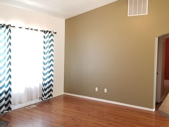 4th image of 3700 E Downs Ave