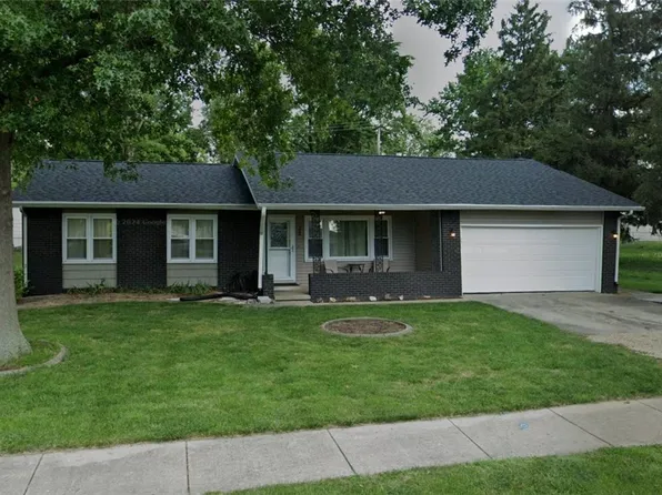 250 Ponderosa Dr, Forsyth, IL 62535