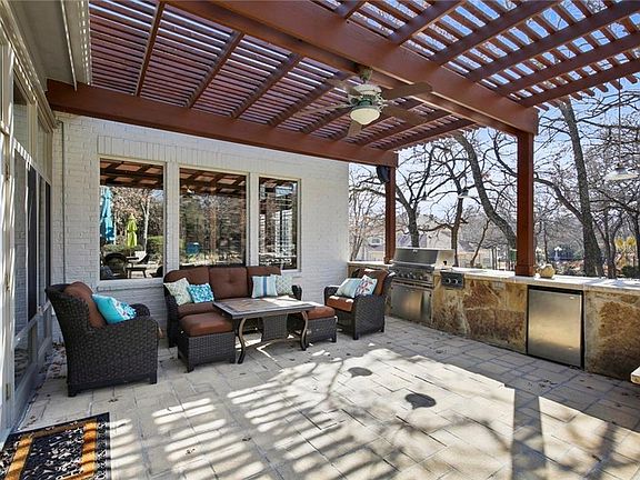 2nd image of 4905 River Bend Ct