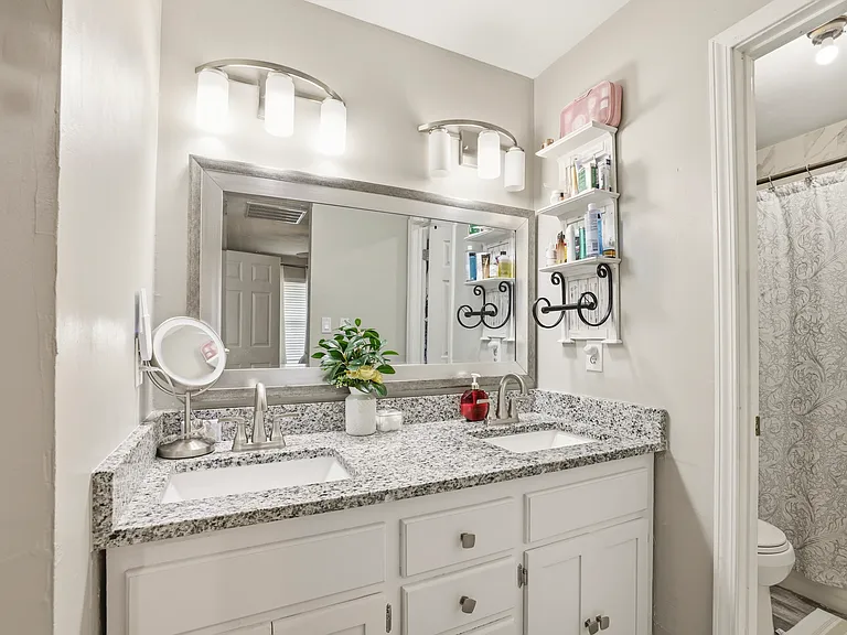 3235 Mound Dr — Photo 12