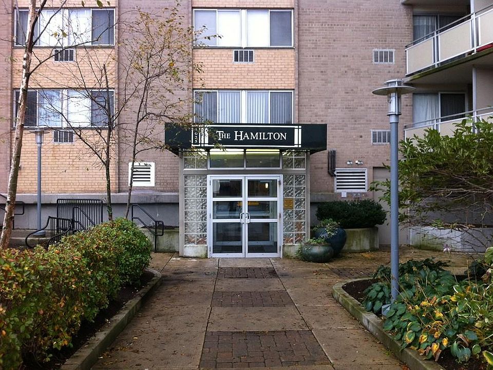 1st image of 1025 Hancock St APT 8K