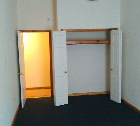 5th image of 266 Lexington Ave APT 1