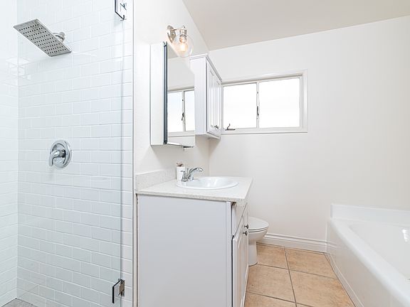 4th image of 4148 Palo Verde Ave. Lakewood Ca #90713