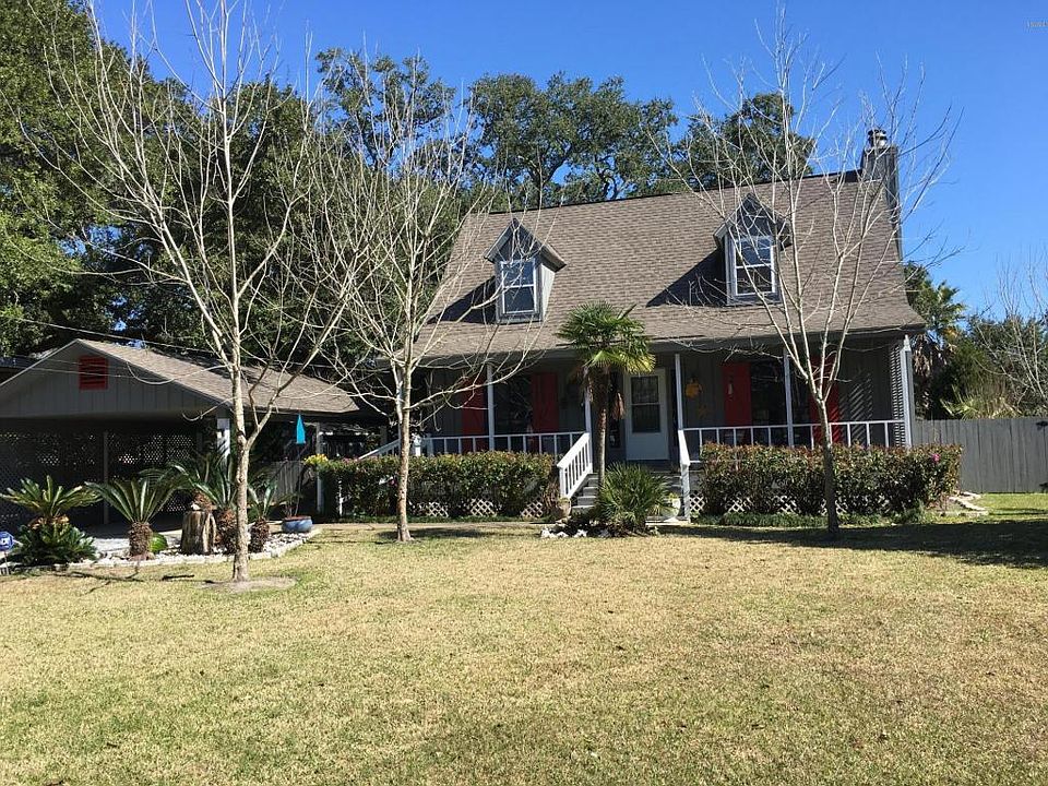 2nd image of 1308 Bayou Dr