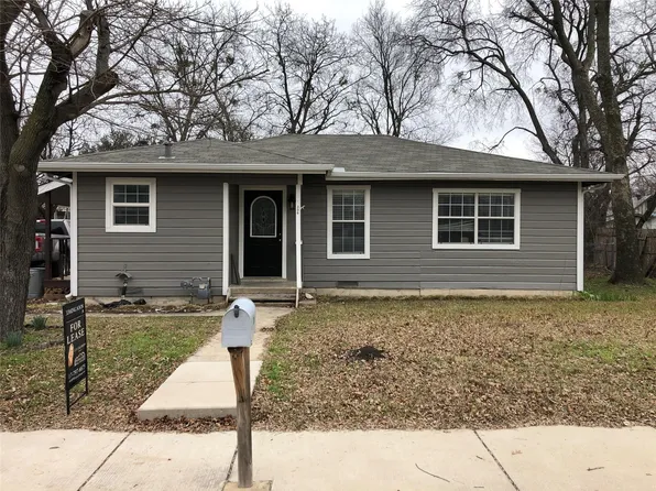 306 N Walnut St, Trophy Club, TX 76262