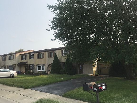 2nd image of 210 Saddlebrook Dr