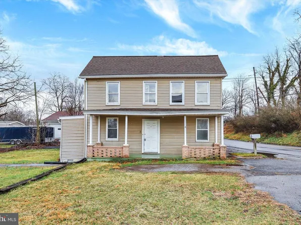 36 Middle Spring Ave, Shippensburg, PA 17257