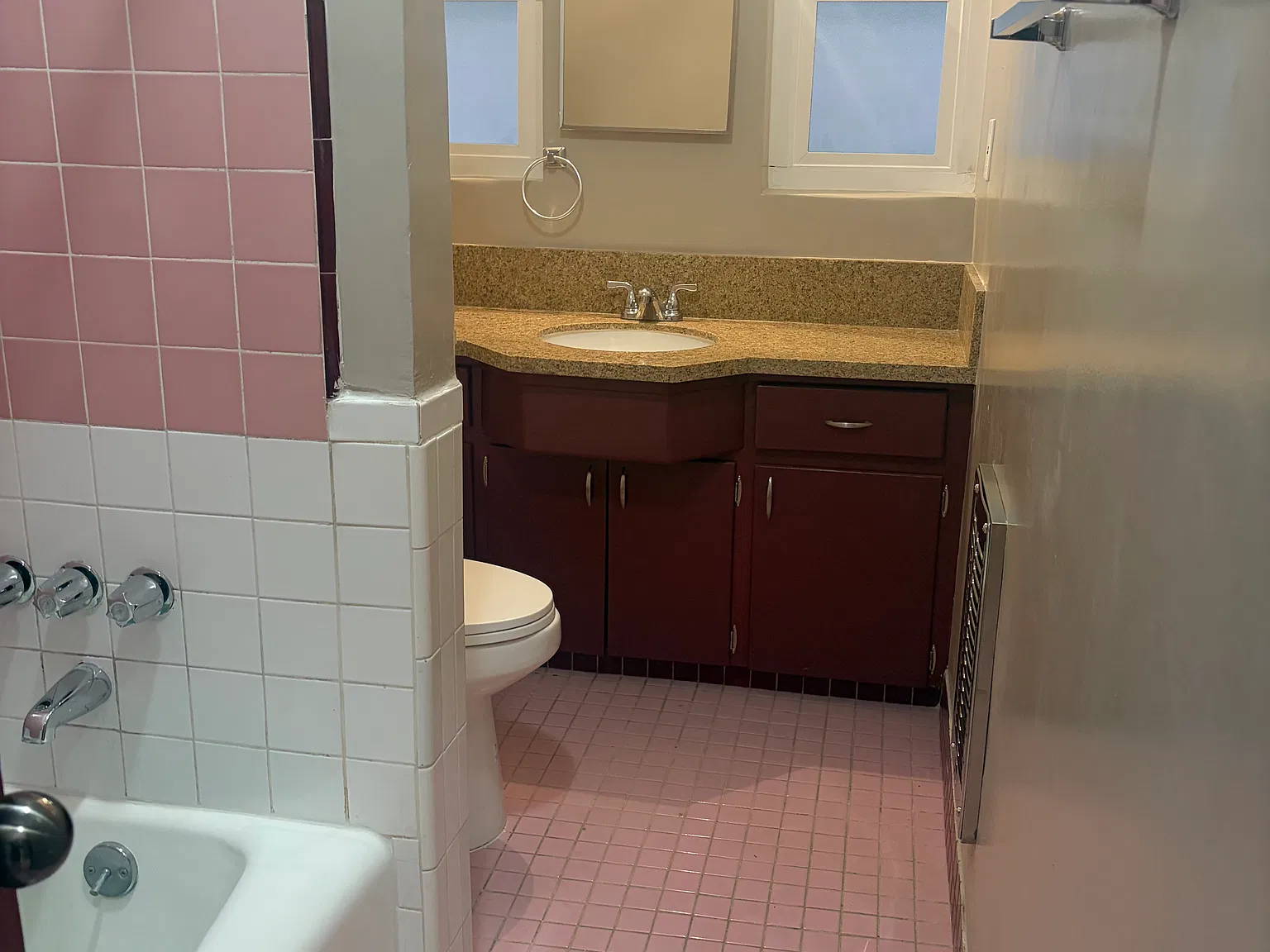 1/2 Clark Ave, Bellflower — Photo 3