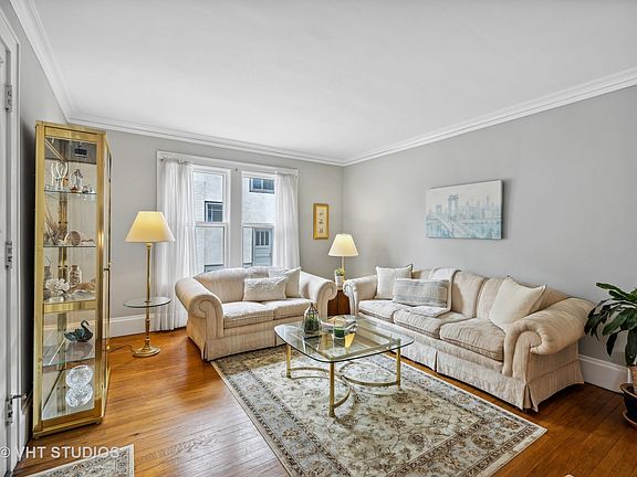 5th image of 320 S Kensington Ave