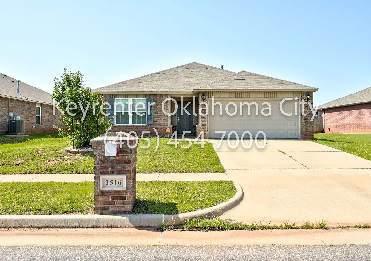 Beautiful 3-Bedroom Home with Easy Access to I-35 & I-240 — Photo 1