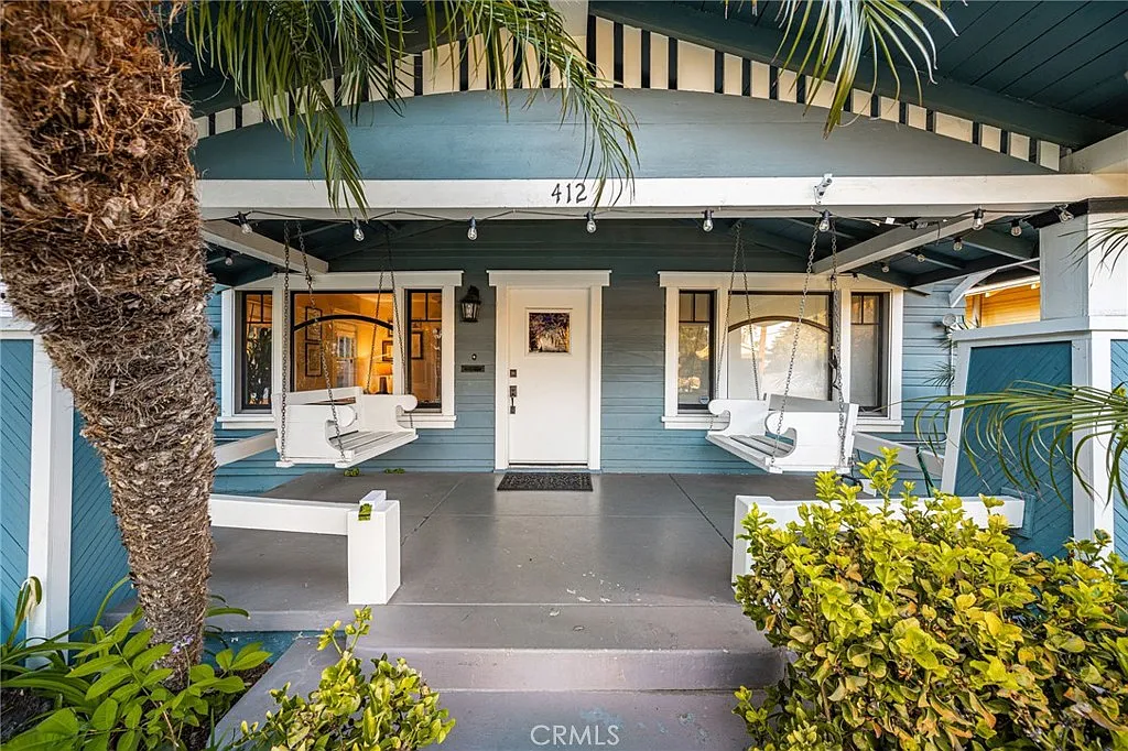 2 bed, 1050 sqft, $3,950 — Photo 1
