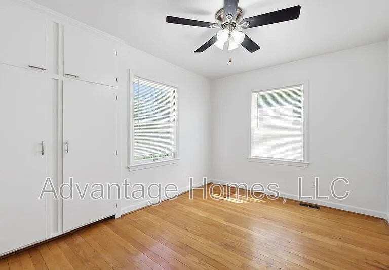 7228 Linden St — Photo 17