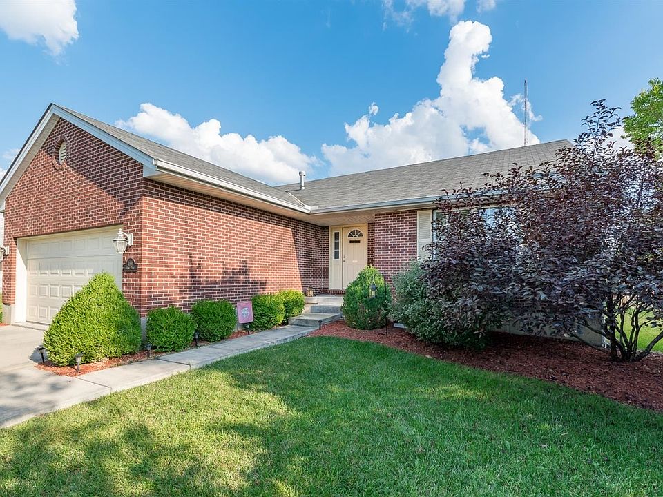 1st image of 4898 Long Dr