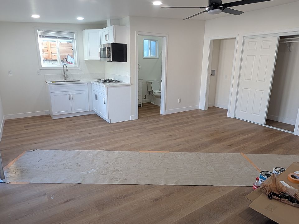 1st image of 5922 Whitewood Ave #2