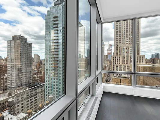 Rented by Ankor Management | media 35