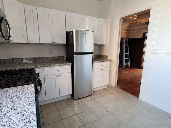 3rd image of 23-33 Linda St