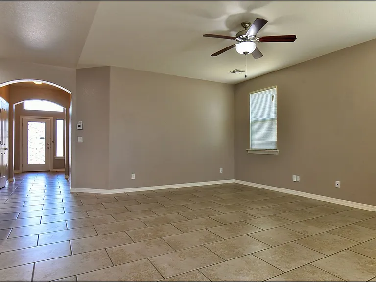 6560 Westfield Dr — Photo 11