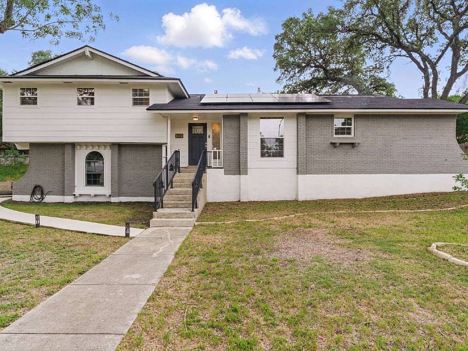 1st image of 806 Sugar Pine Dr