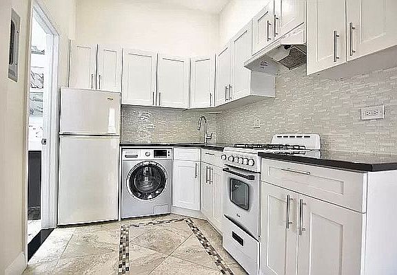3rd image of 121 W 120th St Floor 4