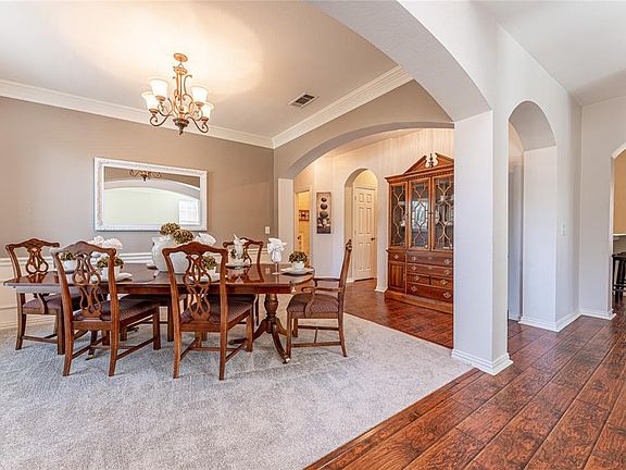 4th image of 1116 Shadetree Ln
