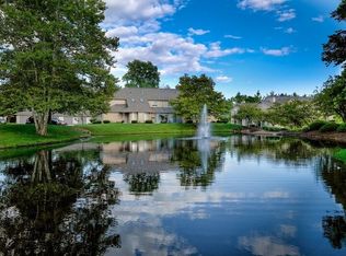 3083 Mill Pond Dr, Bellbrook, OH 45305