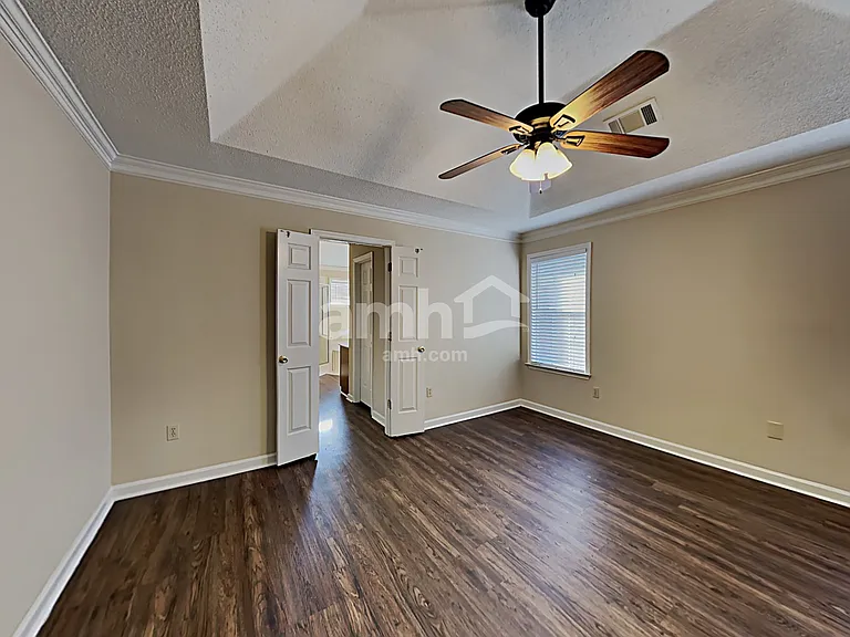 10067 Woodland Grove Dr — Photo 7