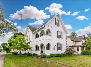 312 W Maple St, North Canton, OH 44720