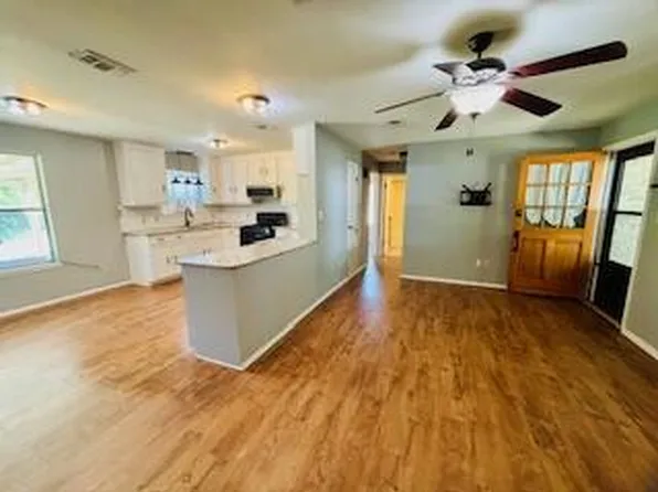 218 Nelson, Rusk, TX 75785
