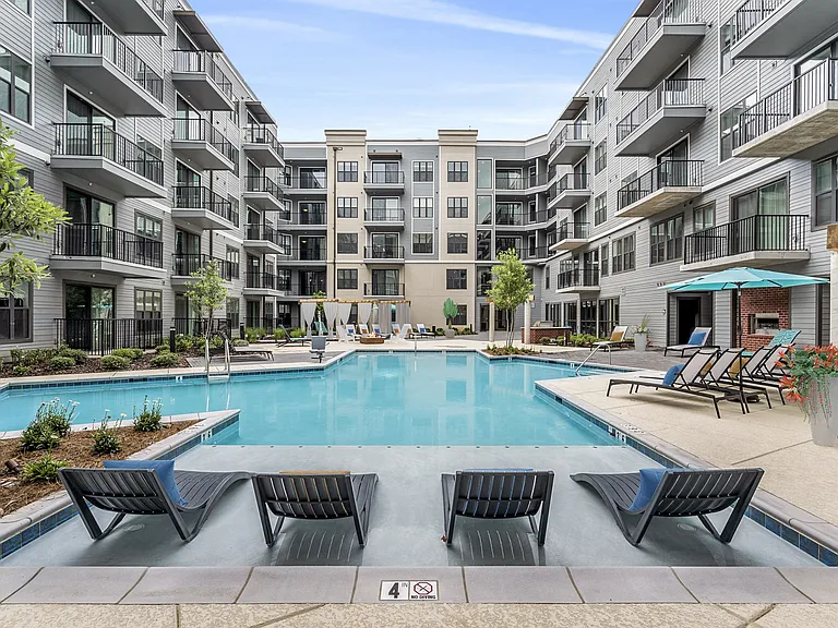 Eclipse Residences — Photo 15