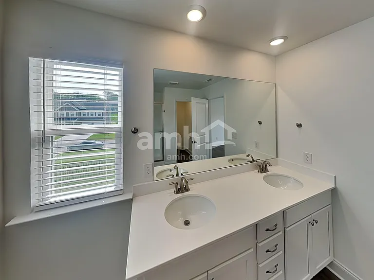 204 Argea Dr — Photo 10