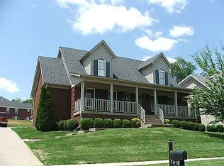 7612 Stone Ledge Rd, Louisville, KY 40291