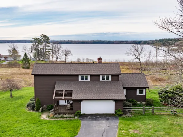 24 Fort Point Cove Road, Stockton Springs, ME 04981