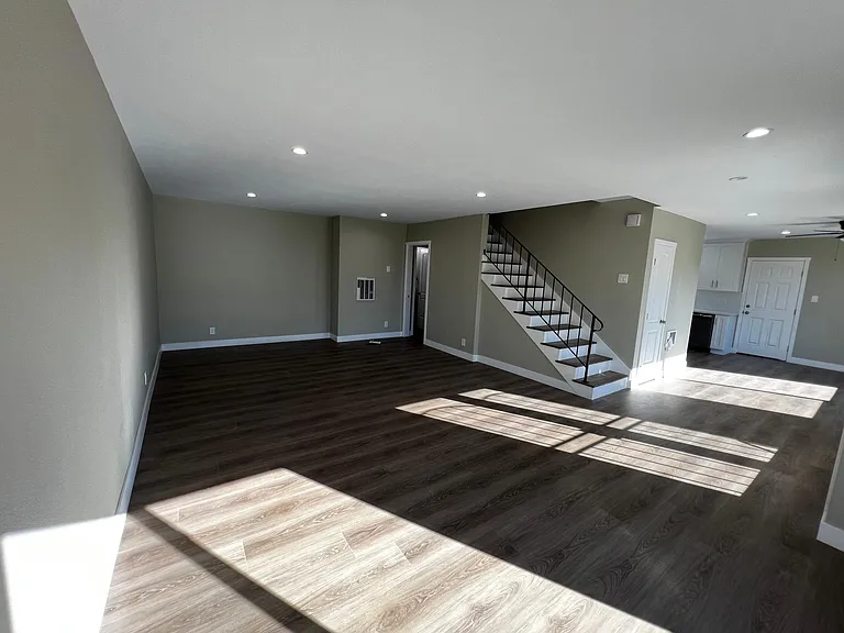 2680 E 19th St #4 — Photo 18