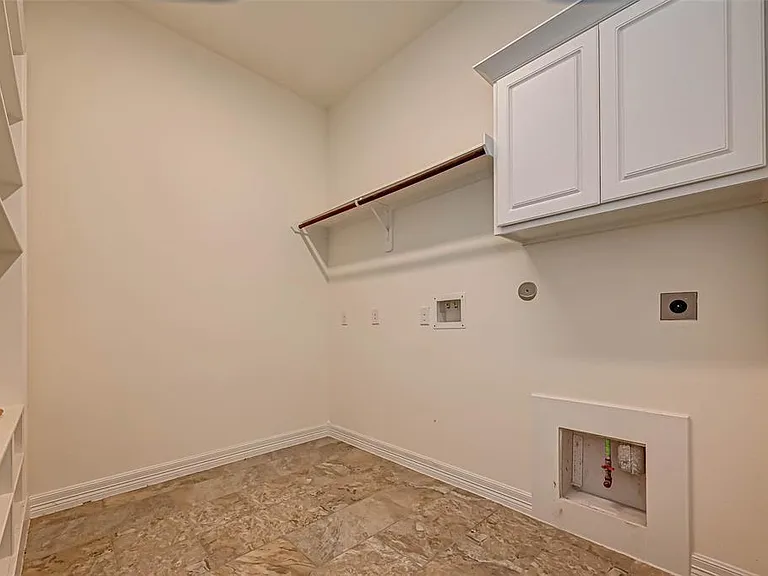 28214 Evergreen Cove Ln — Photo 20